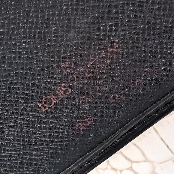 Rare This LV Epi Leather Porte Billes Compact Wallet/ button accent-Wallet Only - Picture 8 of 15